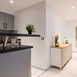 1-br Close To The Beaches