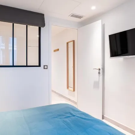 Appartamento 1-br Close To The Beaches Cannes